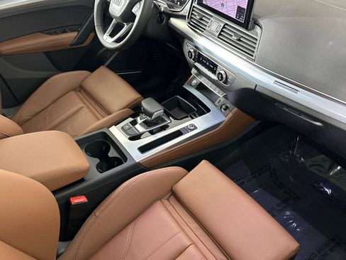 Used 2025 Audi Q5 2.0T Premium Plus w/ Premium Plus Package image 15