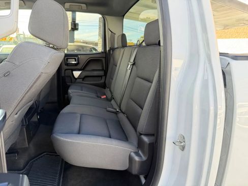 Used 2018 Chevrolet Silverado 1500 LT RWD image 31