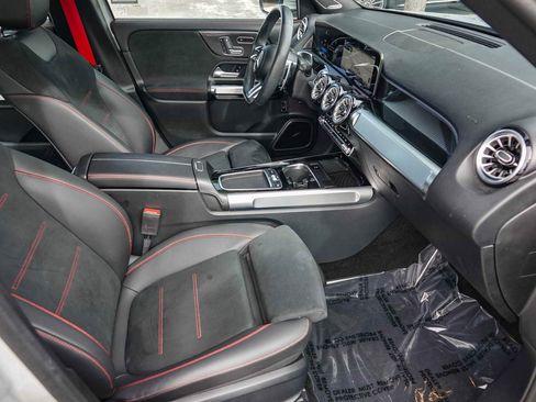 Used 2024 Mercedes-Benz GLB 35 AMG GLB 35 AMG image 16