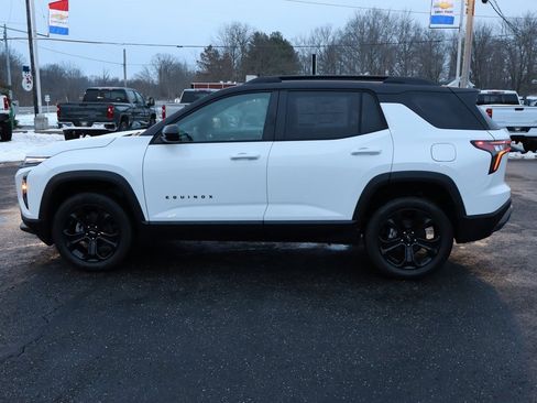New 2026 Chevrolet Equinox LT w/ Convenience Package II image 22
