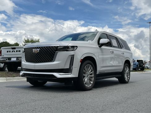 Used 2023 Cadillac Escalade Premium Luxury w/ Performance Package AWD/4WD image 1