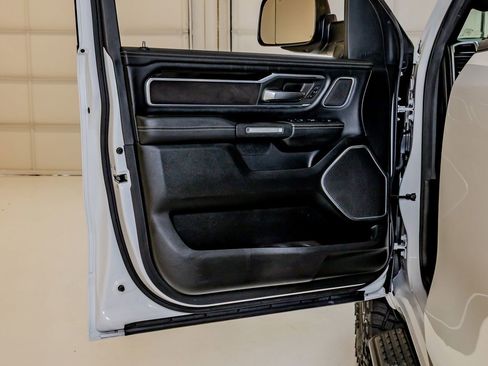 Used 2021 RAM 1500 Laramie image 34