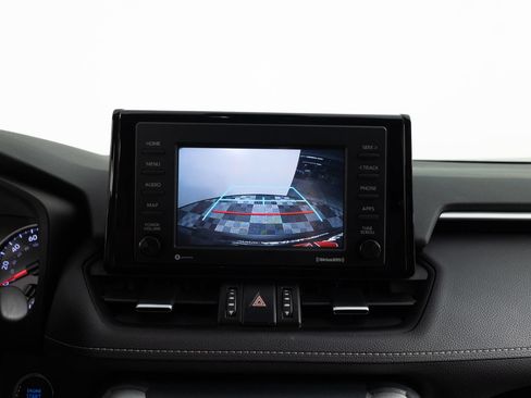 Used 2022 Toyota RAV4 XLE Premium AWD/4WD image 38