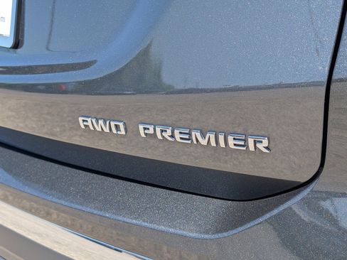 Used 2020 Chevrolet Equinox Premier AWD/4WD image 28