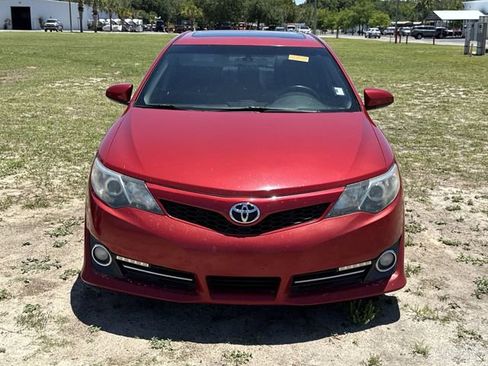 Used 2012 Toyota Camry SE FWD image 3
