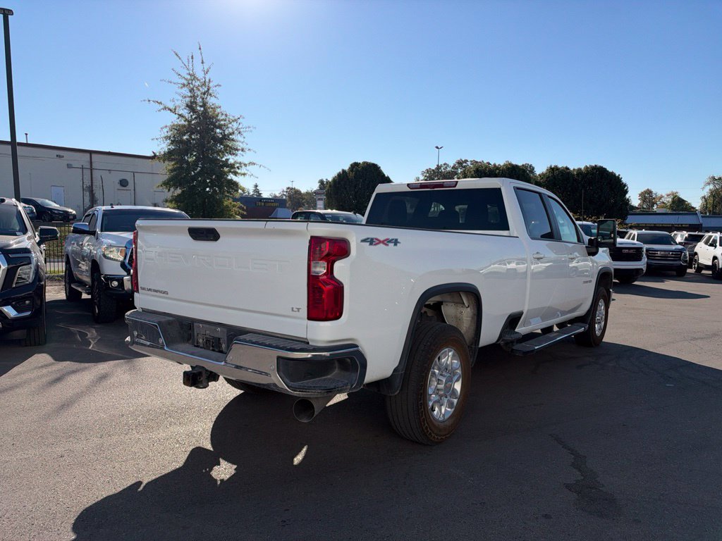 Used 2025 Chevrolet Silverado 3500 LT w/ Safety Package AWD/4WD image 8