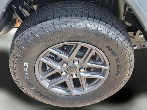 Used 2025 Jeep Wrangler Unlimited Sport AWD/4WD image 9