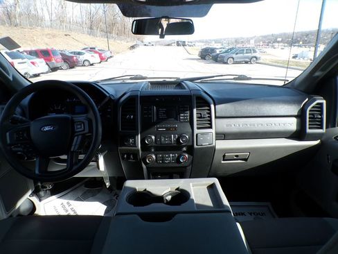 Used 2019 Ford F350 XL w/ Power Equipment Group AWD/4WD image 9