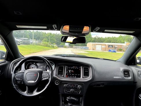 Used 2018 Dodge Charger R/T Scat Pack image 13