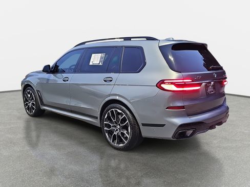 Used 2023 BMW X7 xDrive40i w/ Executive Package image 7