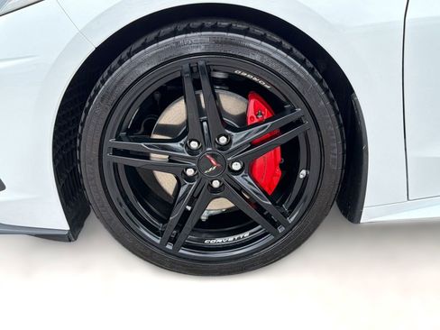 Used 2026 Chevrolet Corvette Stingray Coupe w/ 1LT RWD image 12