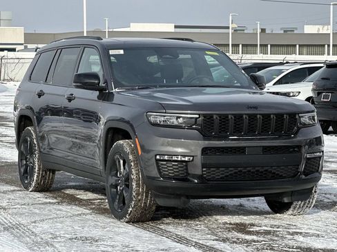 New 2025 Jeep Grand Cherokee L Limited image 1