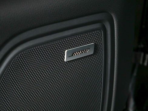 New 2026 Porsche Macan GTS image 7