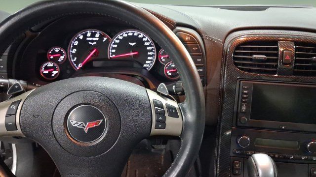 Used 2011 Chevrolet Corvette Grand Sport w/ Preferred Equipment Group RWD image 10