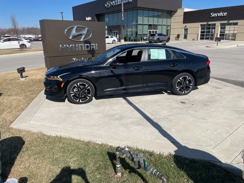 Used 2024 Kia K5 GT-Line w/ GT-Line Premium Package image 2