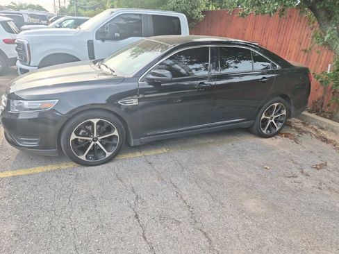 Used 2016 Ford Taurus SEL w/ Equipment Group 201A FWD image 4