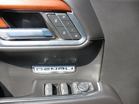 Used 2023 GMC Sierra 1500 Denali w/ Denali Reserve Package image 14