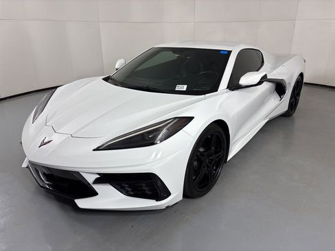 Used 2021 Chevrolet Corvette Stingray Coupe w/ 1LT image 5