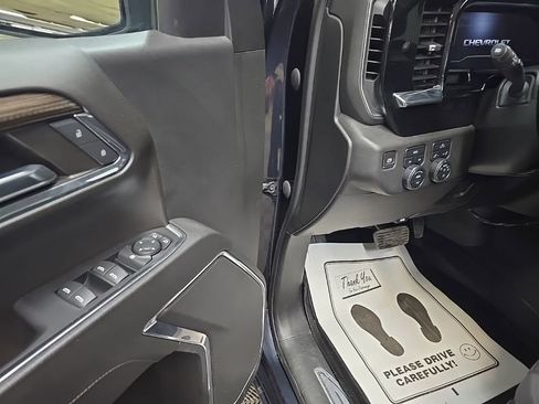 Used 2023 Chevrolet Silverado 1500 RST AWD/4WD image 27
