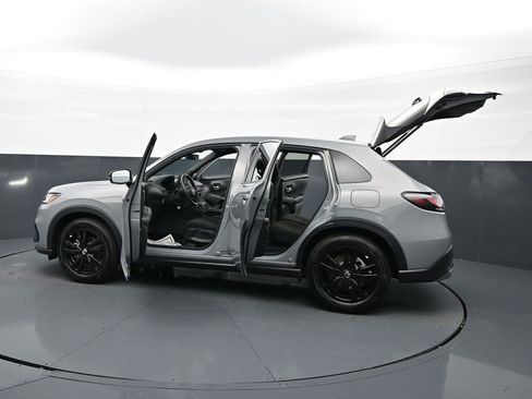 Used 2026 Honda HR-V Sport image 33