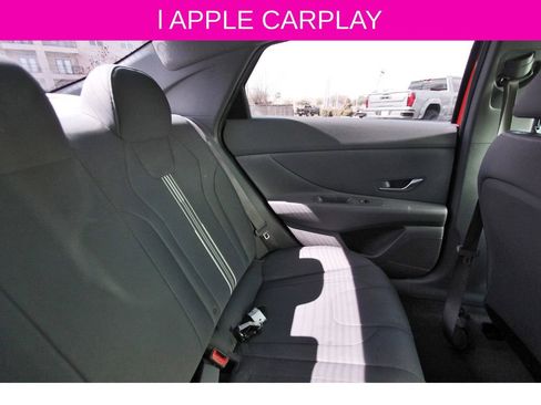 Used 2023 Hyundai Elantra SEL FWD image 12