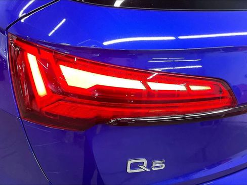 Used 2023 Audi Q5 e Premium Plus w/ Premium Plus Package image 30