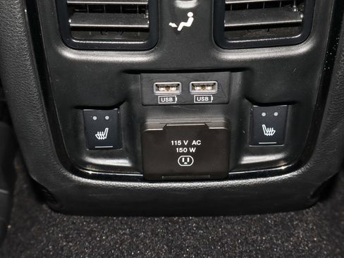Used 2021 Jeep Grand Cherokee High Altitude AWD/4WD image 21