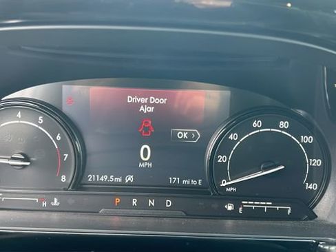 Used 2022 Lincoln Corsair FWD w/ Equipment Group 101A image 18