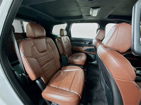 Used 2025 Kia Telluride SX Prestige image 27