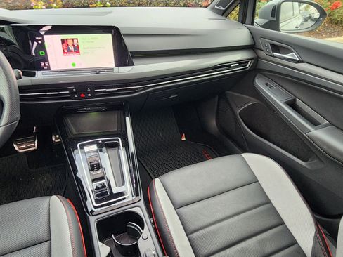 Used 2024 Volkswagen GTI SE w/ SE Leather Seats Package image 17