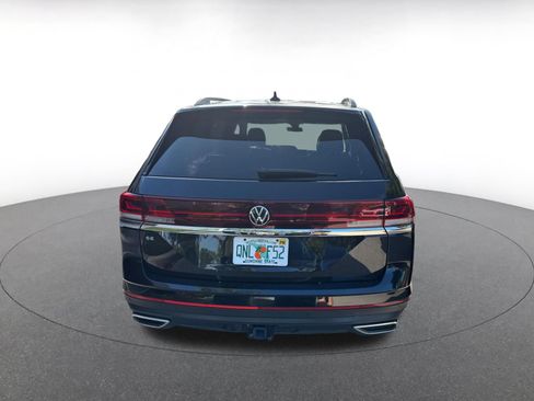 Used 2025 Volkswagen Atlas SE FWD image 7