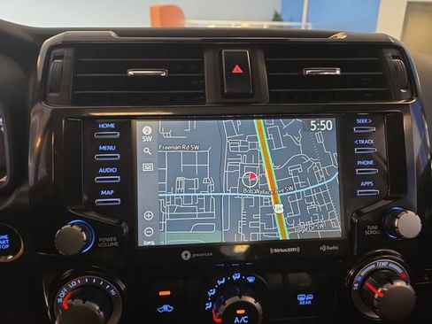 Used 2023 Toyota 4Runner TRD Off-Road Premium w/ Moonroof Package AWD/4WD image 18