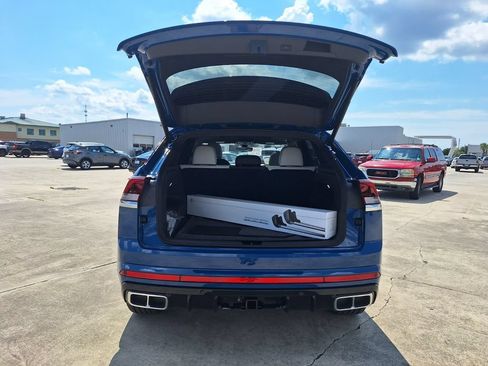 New 2026 Volkswagen Atlas Cross Sport SEL Premium R-Line AWD/4WD image 27