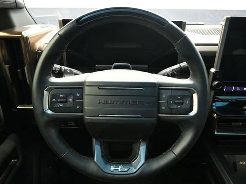 Used 2024 GMC Hummer EV 3X AWD/4WD image 17