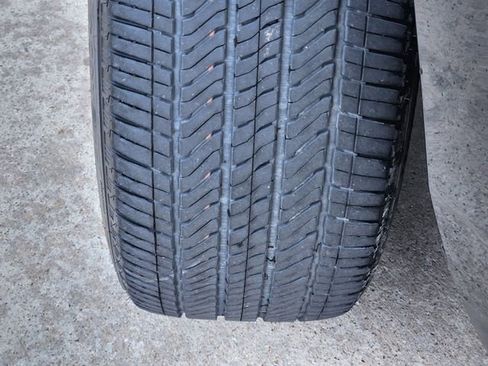 Used 2024 GMC Yukon Denali w/ LPO, Floor Liner Package AWD/4WD image 11