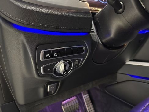 Used 2021 Mercedes-Benz G 550 image 18