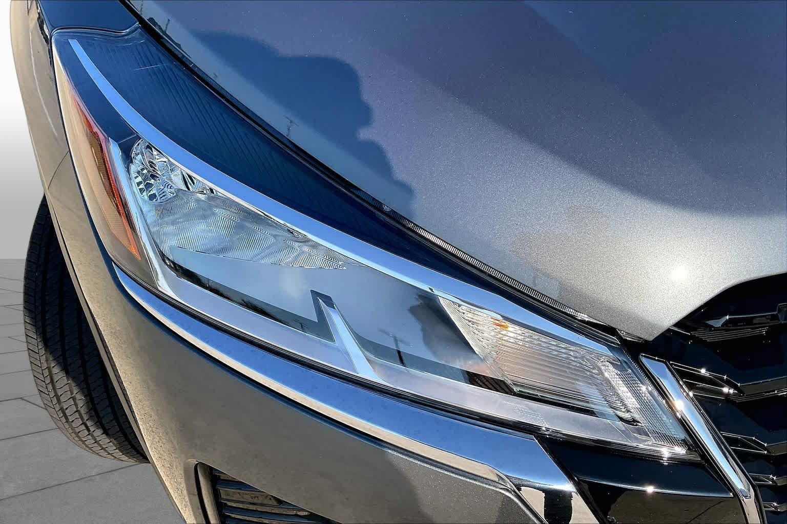 Used 2025 Nissan Kicks Play S FWD image 26