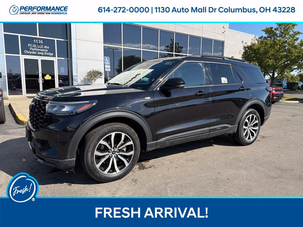 Used 2025 Ford Explorer ST-Line AWD/4WD image 5