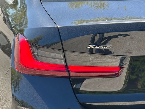 Used 2025 BMW 330i xDrive Sedan AWD/4WD image 12