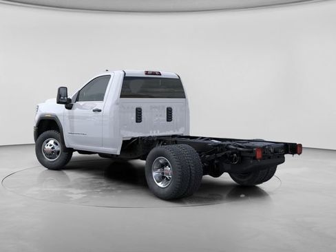 New 2026 GMC Sierra 3500 Pro w/ Snow Plow Prep Package AWD/4WD image 3