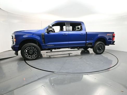 Used 2026 Ford F250 Platinum AWD/4WD image 4