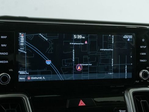 Certified 2022 Kia Sorento S w/ Panoramic Sunroof Package AWD/4WD image 21