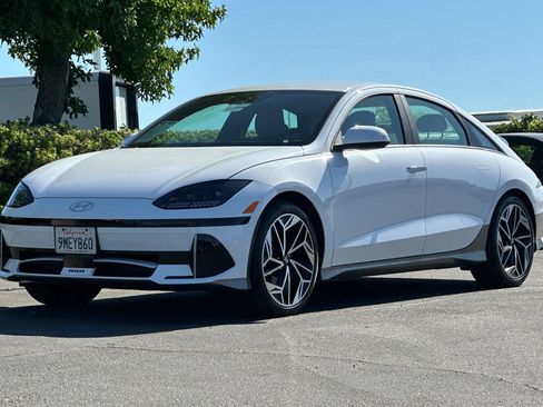 Used 2024 Hyundai Ioniq 6 SEL RWD image 7