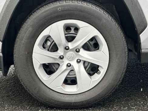 Certified 2025 Toyota RAV4 LE image 31