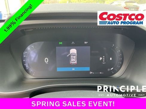 New 2026 Volvo XC40 B5 Plus w/ Protection Package Premier AWD/4WD image 17