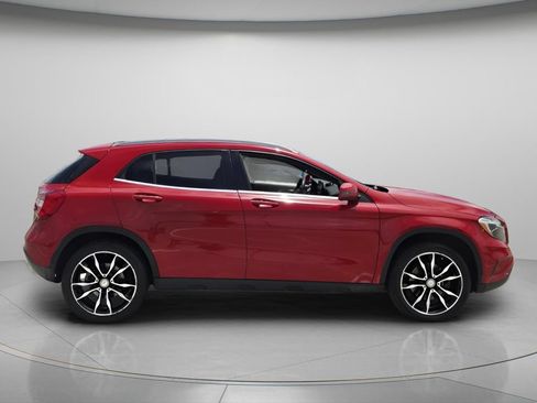 Used 2017 Mercedes-Benz GLA 250 image 3