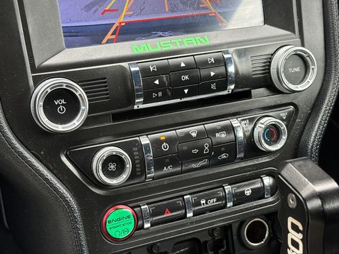 Used 2019 Ford Mustang Coupe RWD image 24