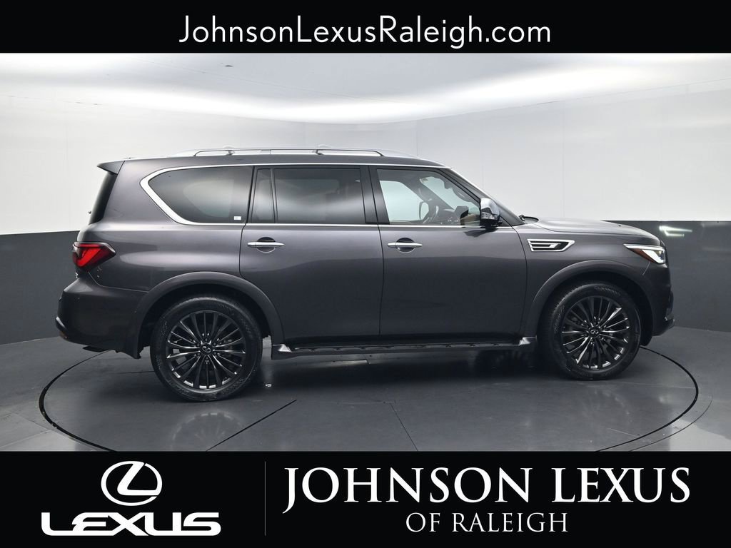 Used 2023 INFINITI QX80 Sensory w/ All-Season Package AWD/4WD image 6