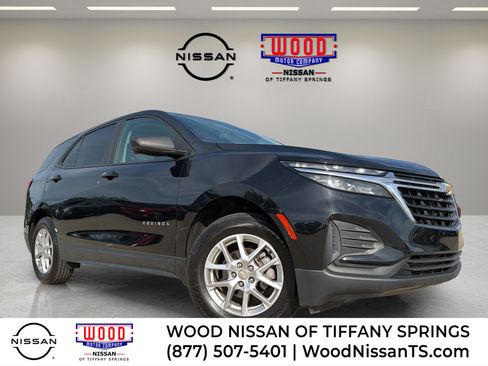 Used 2023 Chevrolet Equinox LS AWD/4WD image 1