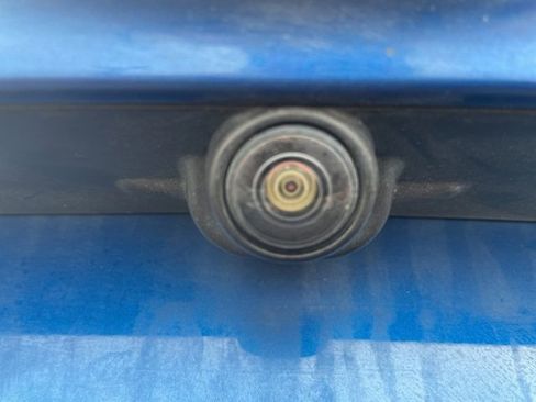 Used 2018 Ford Escape Titanium w/ Ford Safe & Smart Package image 11